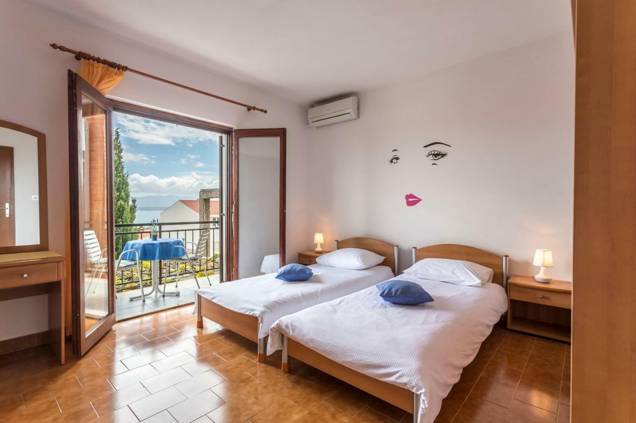 Apartmani Bezma Bol Kültér fotó