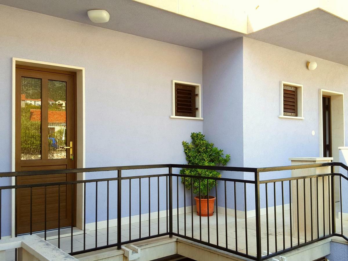 Apartmani Bezma Bol Kültér fotó